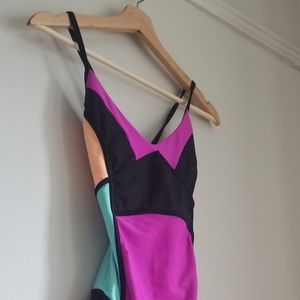 BODY GLOVE Crossback Sporty One Piece Swim Suit